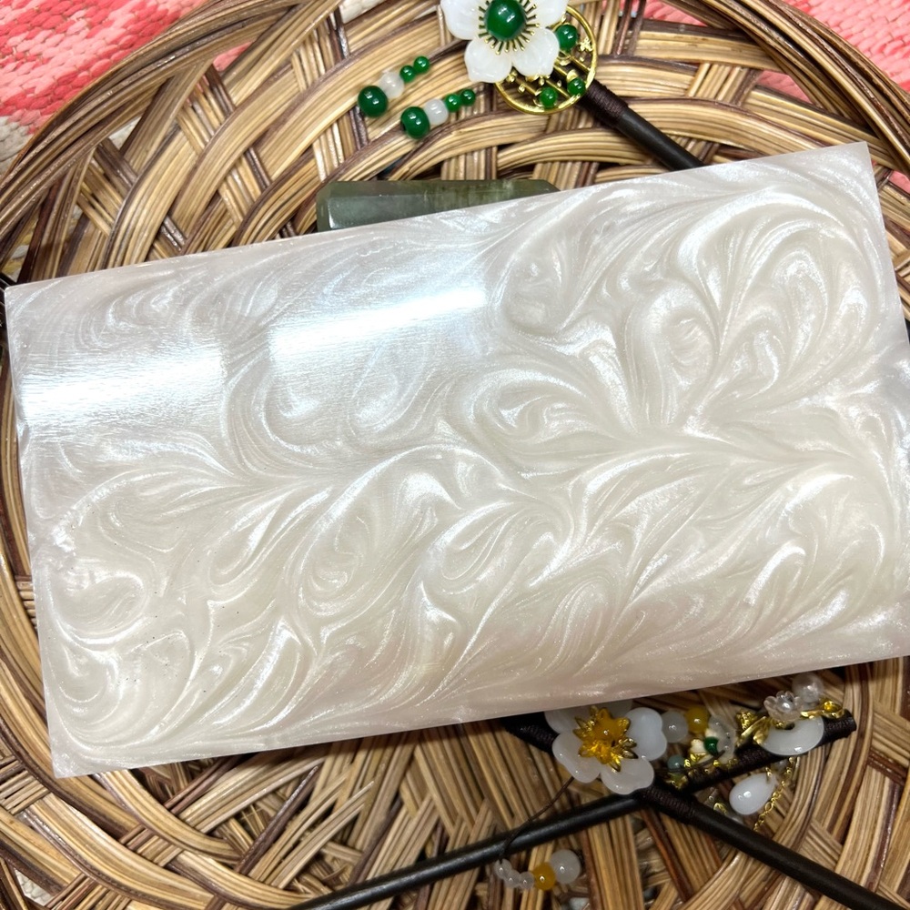 New! The “Goddess” Slices Agate and Gold Foil Hard Case Clutch Crossbody Purse - Picture 5 of 6